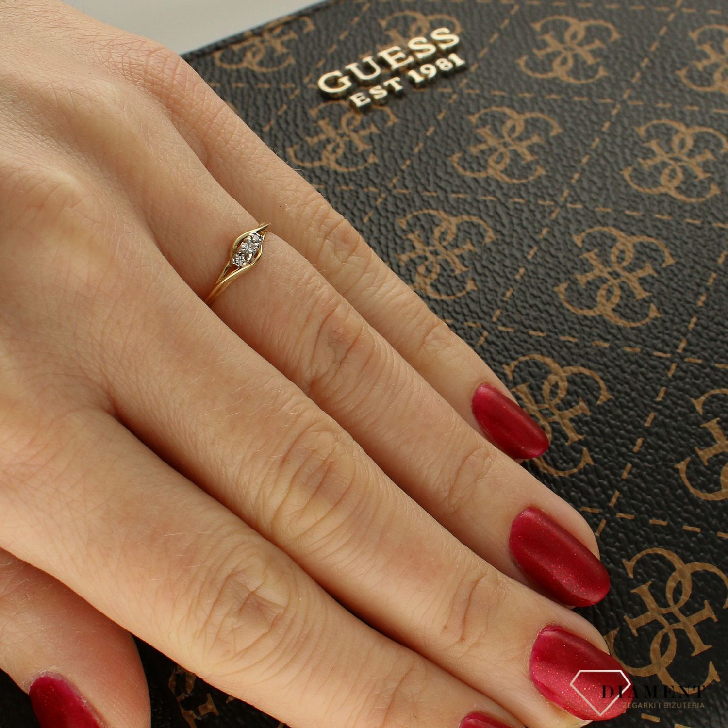 Pierścionek złoty DIAMENT żółte złoto, trzy diamenty CH447HSI2 pr 585.jpg